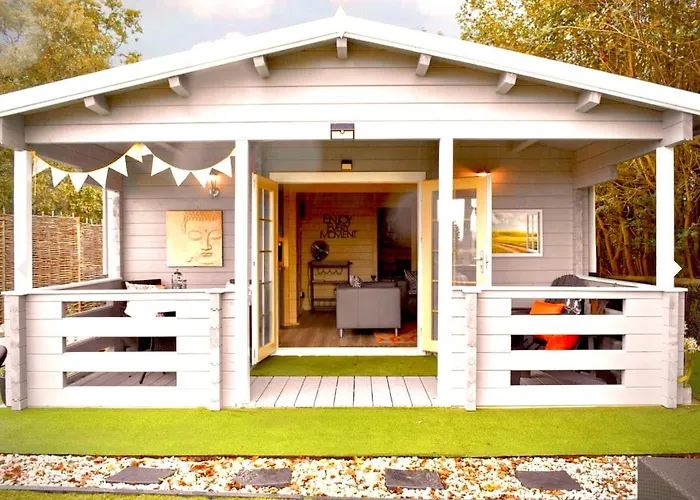 Sunset Log Cabin